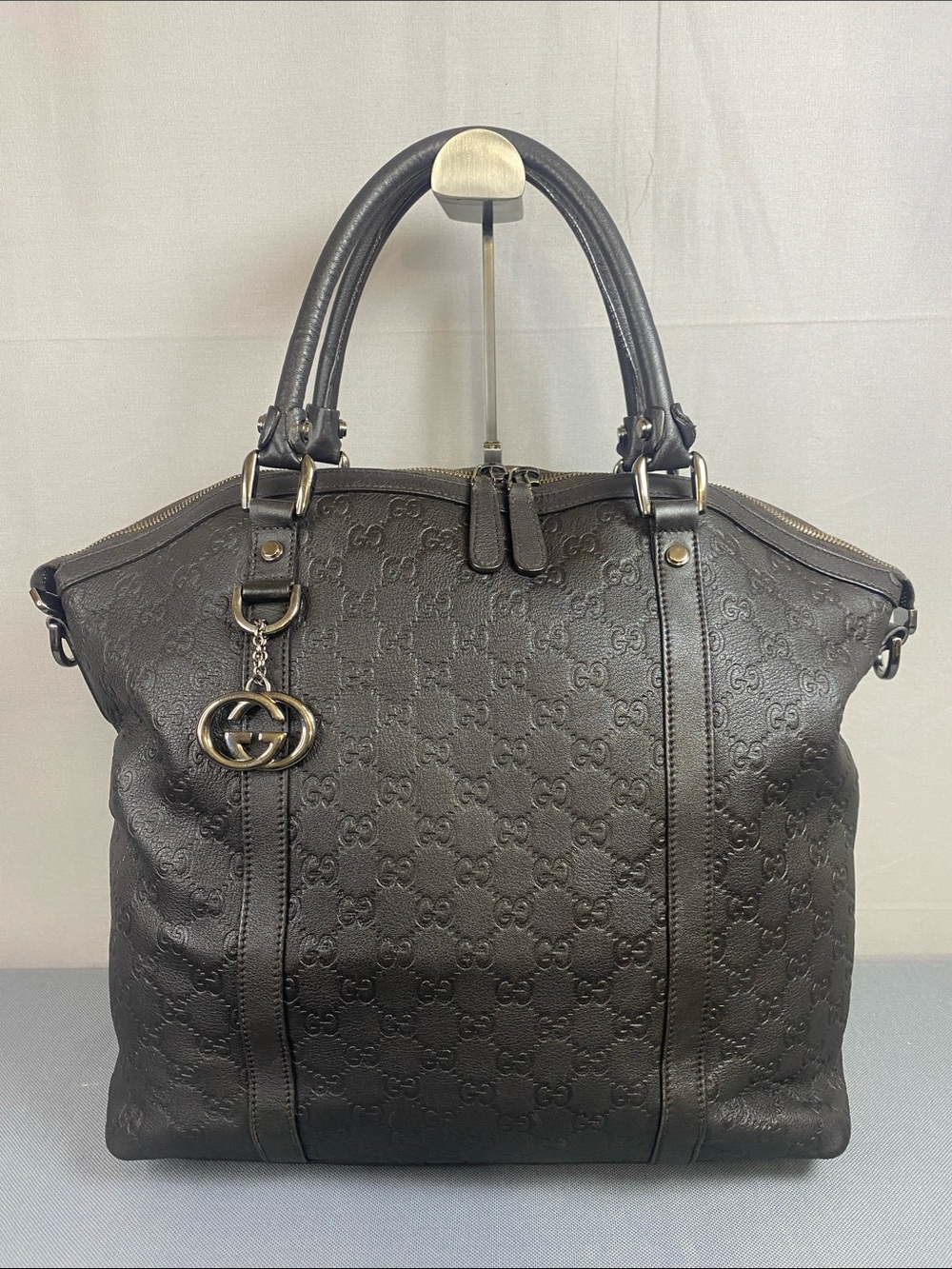 ✨️GUCCI Guccissima GG Charm Dome Tote Bag